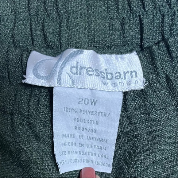 Women’s Dark Green Pants - Picture 3 of 3